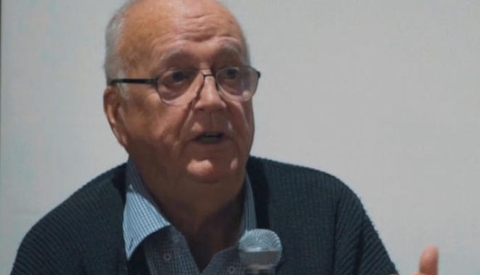 La mort du pasteur Jean Costil, défenseur inlassable du droit des étrangers - Crédit photo : &copy; Capture vidéo montrant Jean Costil, lors du colloque « 80 ans de la Cimade », à Lyon, en janvier 2020. LA CIMADE