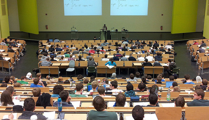 France : les difficultés d'être un étudiant étranger à l'ère de la dématérialisation